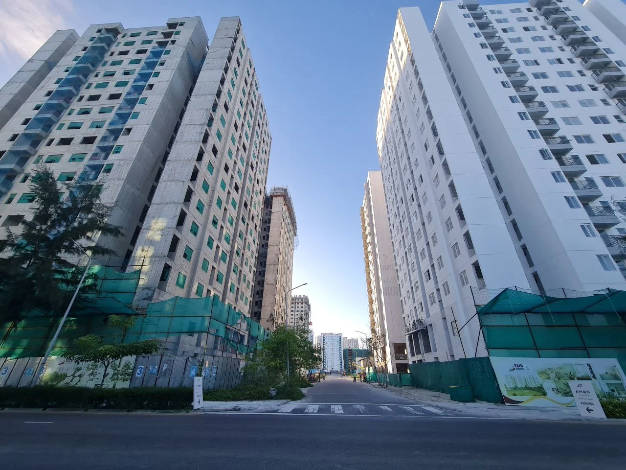 Housing flats