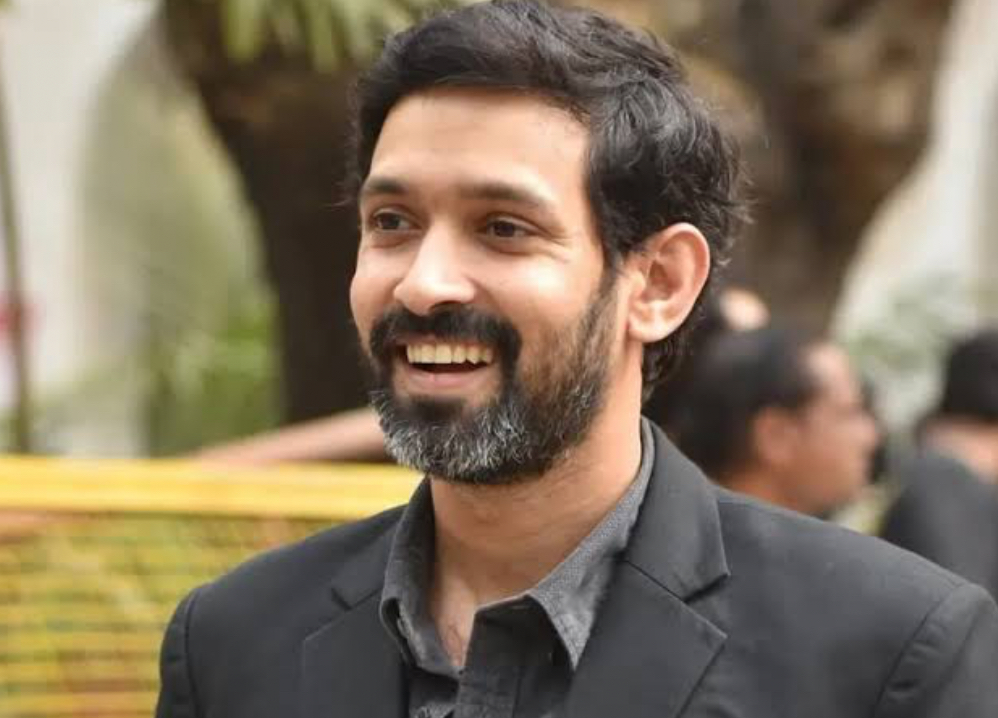 ވިކްރާންތު ދޯސްތާނާ 2 އަށް ސޮއިކޮށްފި