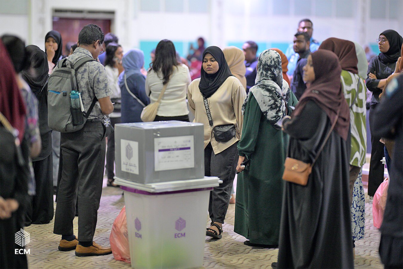 އެއްބުރުން ނިމޭ ގޮތަށް ރިޔާސީ އިންތިޚާބު ކުރިއަށް ގެންދިއުމަށް ވަކާލާތުކުރަން: ރައީސް