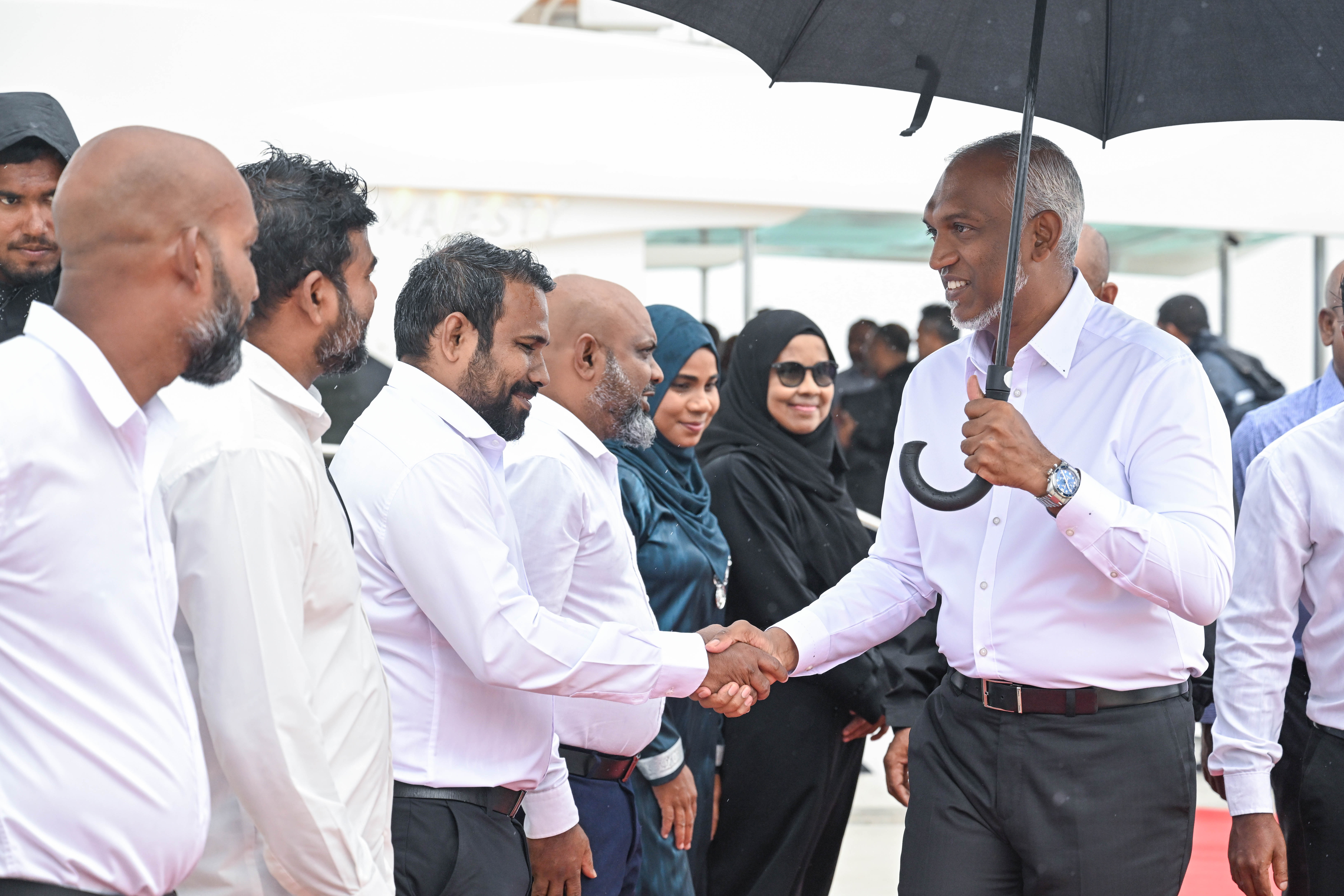 ހައްދުންމައްޗަށް ކުރައްވާ ތިން ދުވަހުގެ ދަތުރުފުޅެއްގައި ރައީސް ފުރާވަޑައިގެންފި