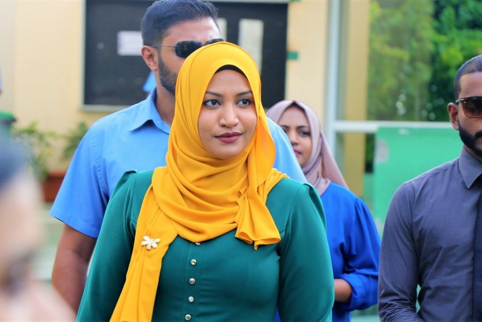 ޓެކްސީ ޑްރައިވަރުންގެ ހުށަހެޅުންތަކަށް ގޮތެއް ނިންމަން މިނިސްޓްރީން މަޝްވަރާކުރަނީ