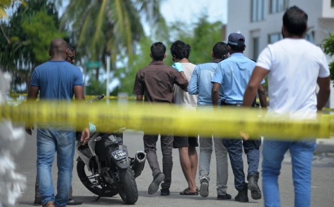 ތޫނު އެއްޗަކުން ބިދޭސީއަކަށް ހަމަލާދިން 16 އަހަރުގެ ކުއްޖެއް ހައްޔަރުކޮށްފި