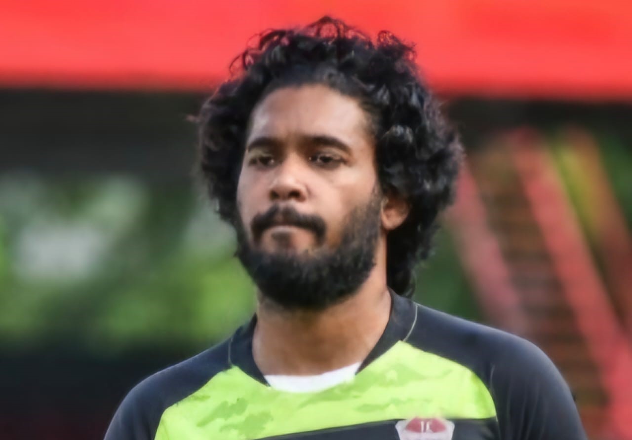 ގައުމީ ޓީމުގެ ކުރީގެ ގޯލް ކީޕަރު އިފްރާހުގެ އާއިލާއަށް ރައީސް ތައުޒިޔާ ވިދާޅުވެއްޖެ
