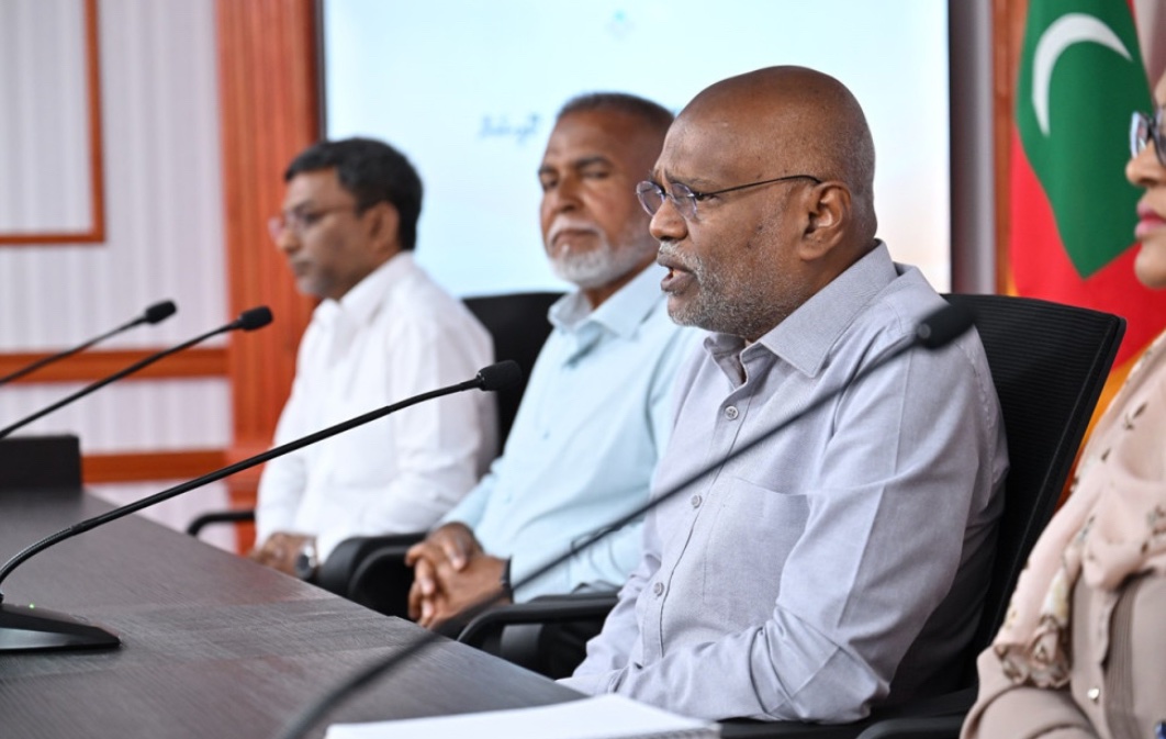 ރިޔާސީ ކޮމިޝަންގެ ނޫސްވެރިންގެ ބައްދަލުވުން