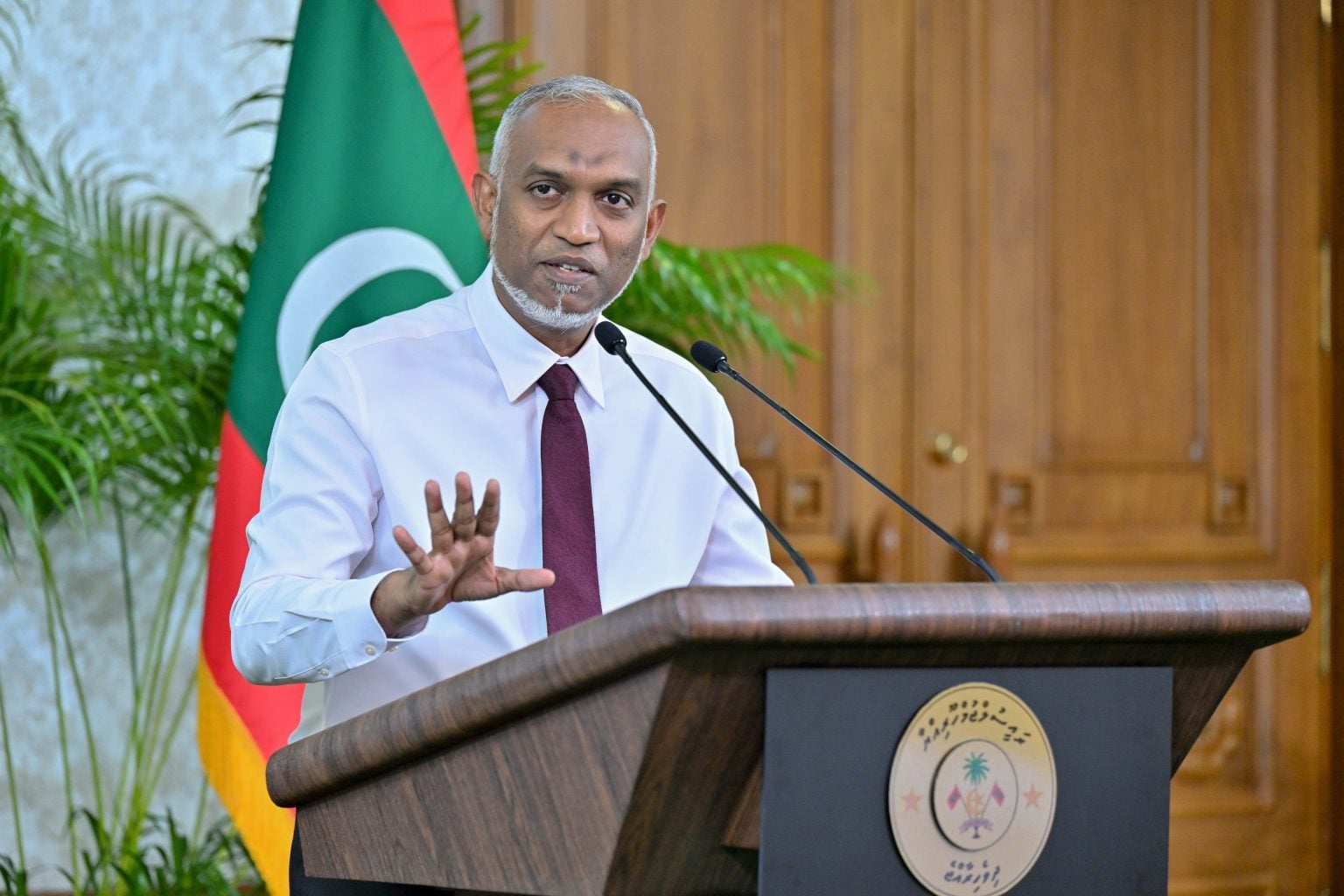 ސަރުކާރުން ކުންފުނިތަކަށް ނުދީ ހުރި ފައިސާ ފަސް ހަފްތާ ތެރޭ ދޭނަން: ރައީސް