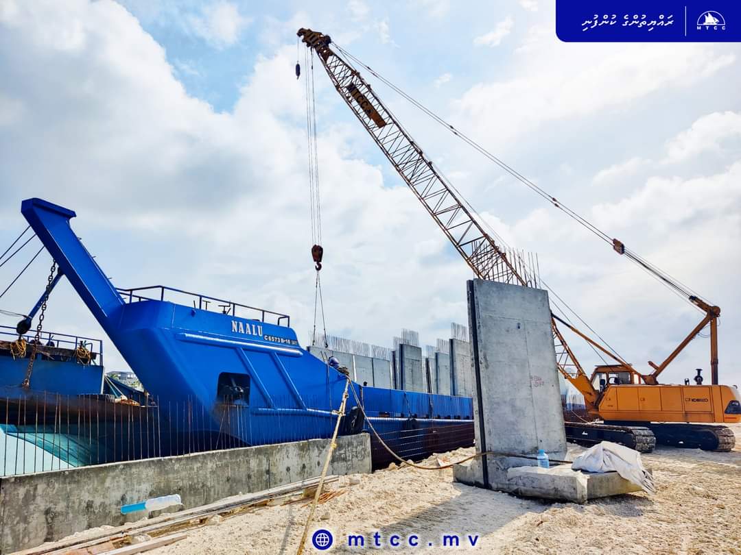 އިހަވަންދޫ ބަނދަރު ތަރައްޤީ ކުރުމުގެ މަޝްރޫޢު ބާރަށް ކުރިއަށް