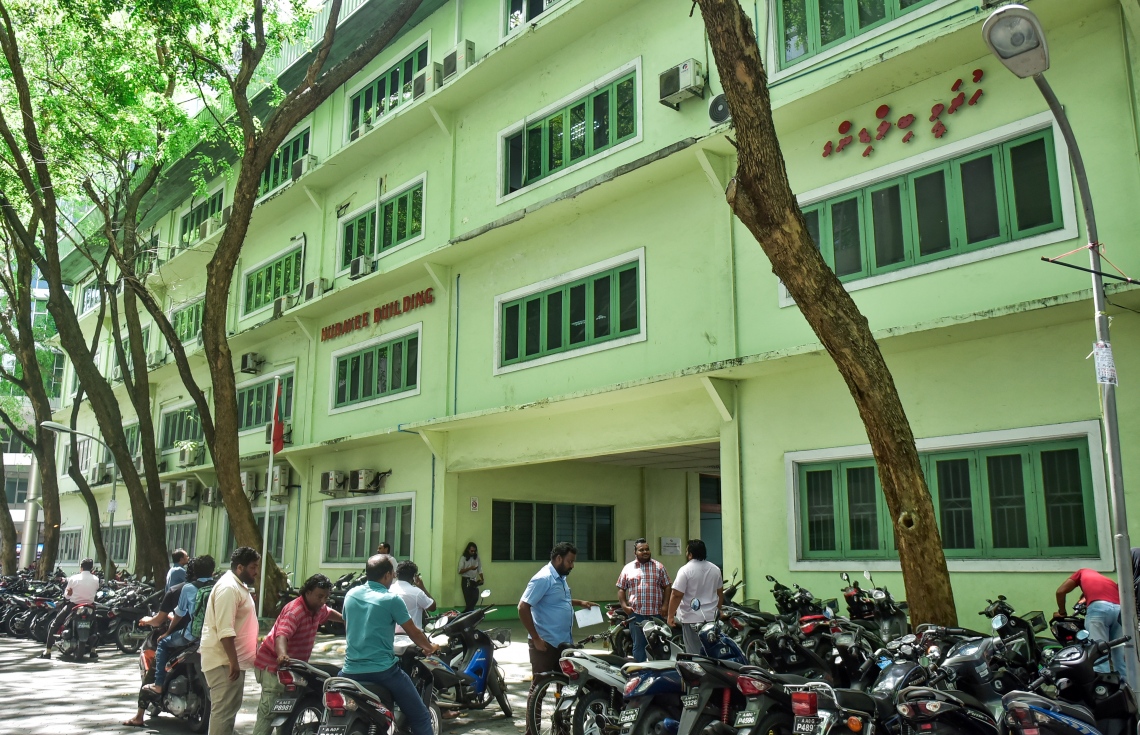 35 އަހަރުވީ ހުރަވީ ބިލްޑިންގ ތަޅާލަނީ