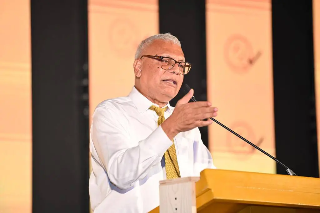 މަޖިލީސް މަރުތަޅު އަޅުވާފައިވާތީ ރައީސް ނަޝީދަށް ދަޢުވާކުރަންޖެހޭ: އައްޑޫ ޝަރީފް