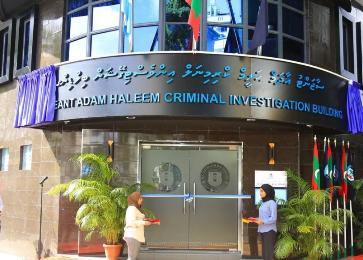 މަސްތުވާތަކެތި އެތެރެކުރަން އުޅުނު ބިދޭސީއަކު ހައްޔަރުކޮށްފި