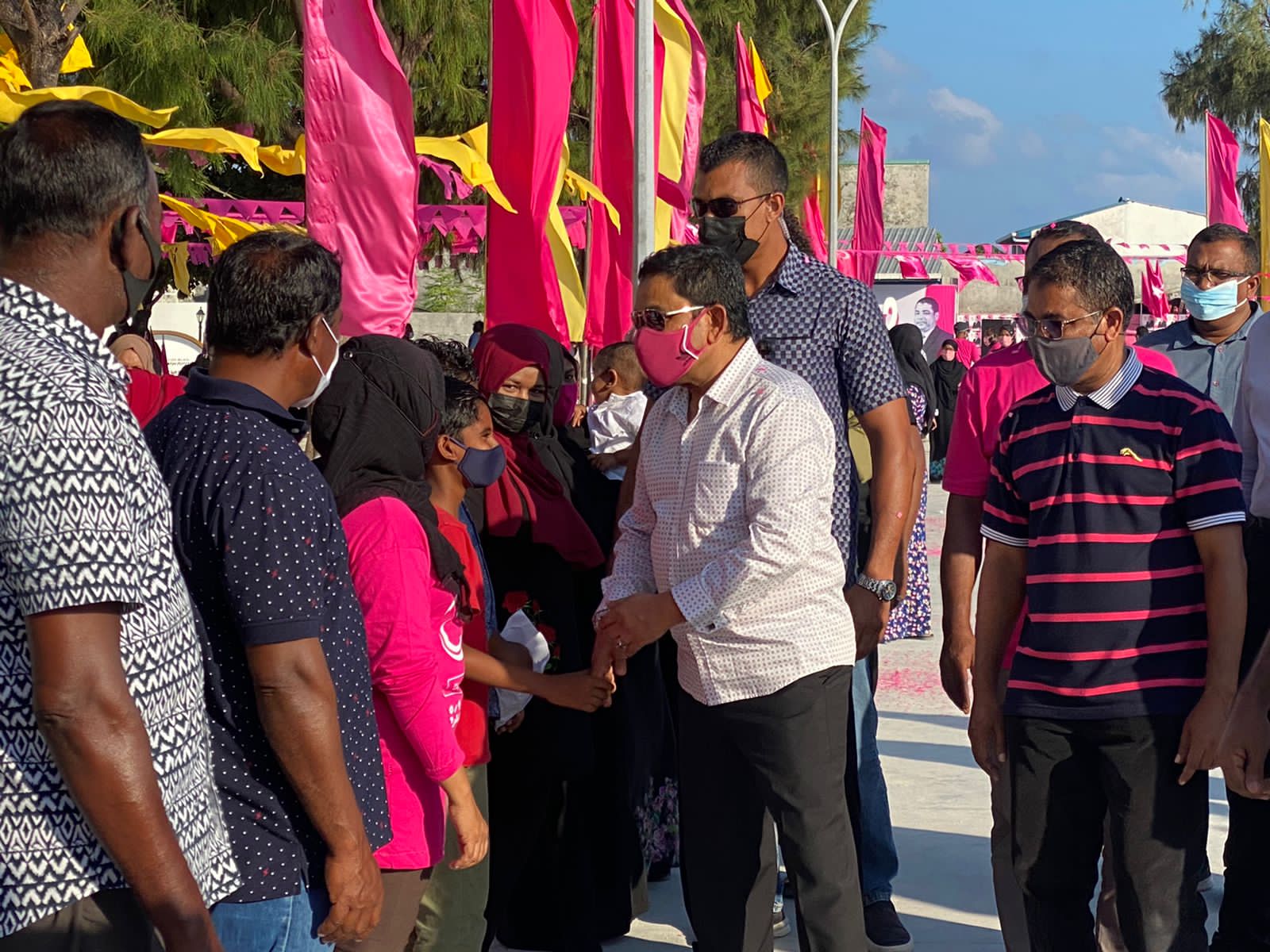 ރައީސް ޔާމީނަށް ކޮމަންޑޫން މިއަދު މަރުޙަބާ ދަންނަވަނީ