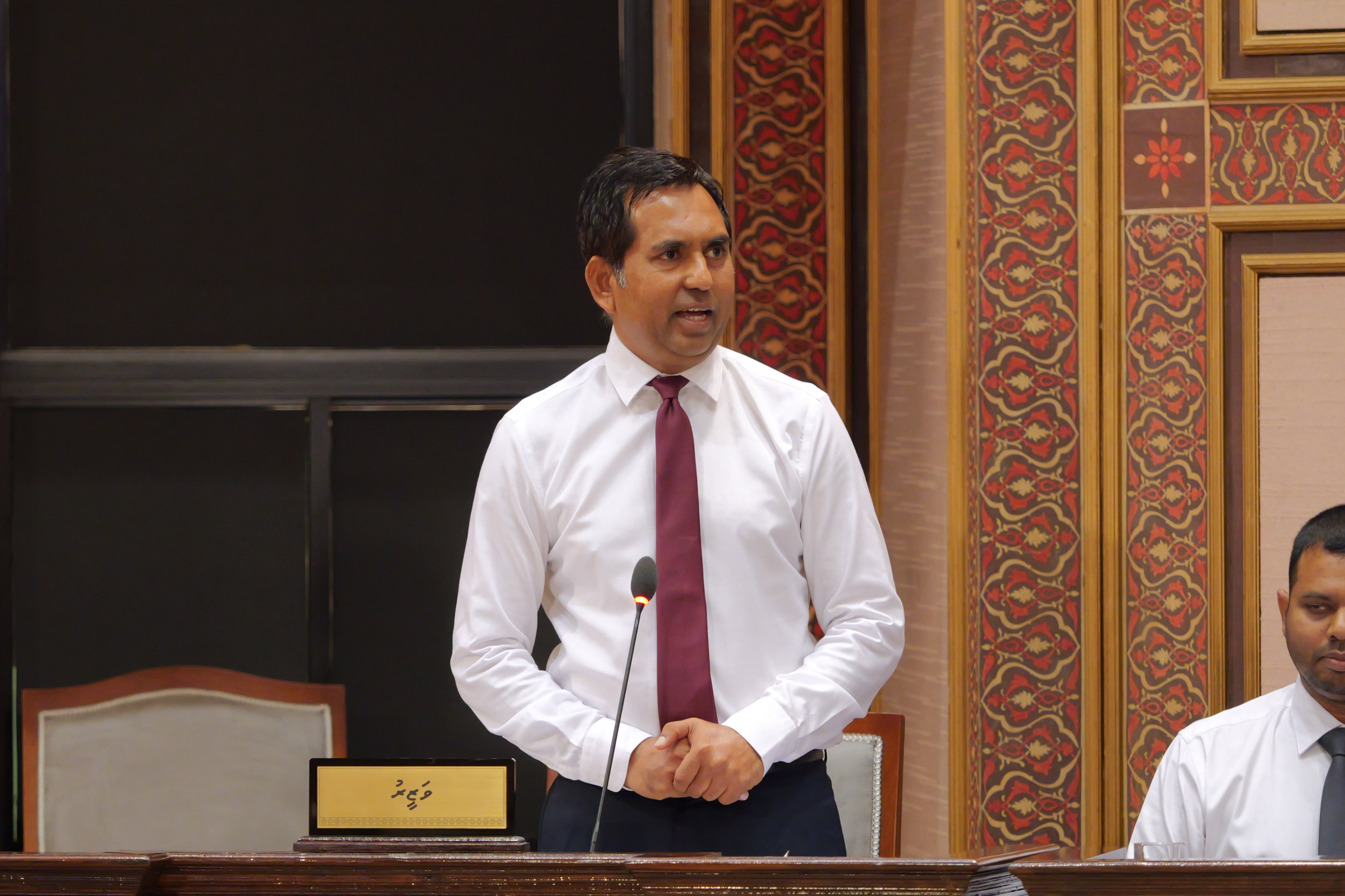 އިނގިރޭސިވިލާތުން ރާއްޖޭގެ މަހަށް 20 ޕަސެންޓްގެ ޓެރިފެއް ނަގަނީ ޢާއްމު އުސޫލުން: ވަޒީރު