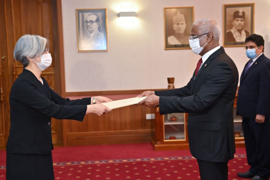 ޖަޕާނު އައު ސަފީރު ފަތްކޮޅު އަރުވައިފި