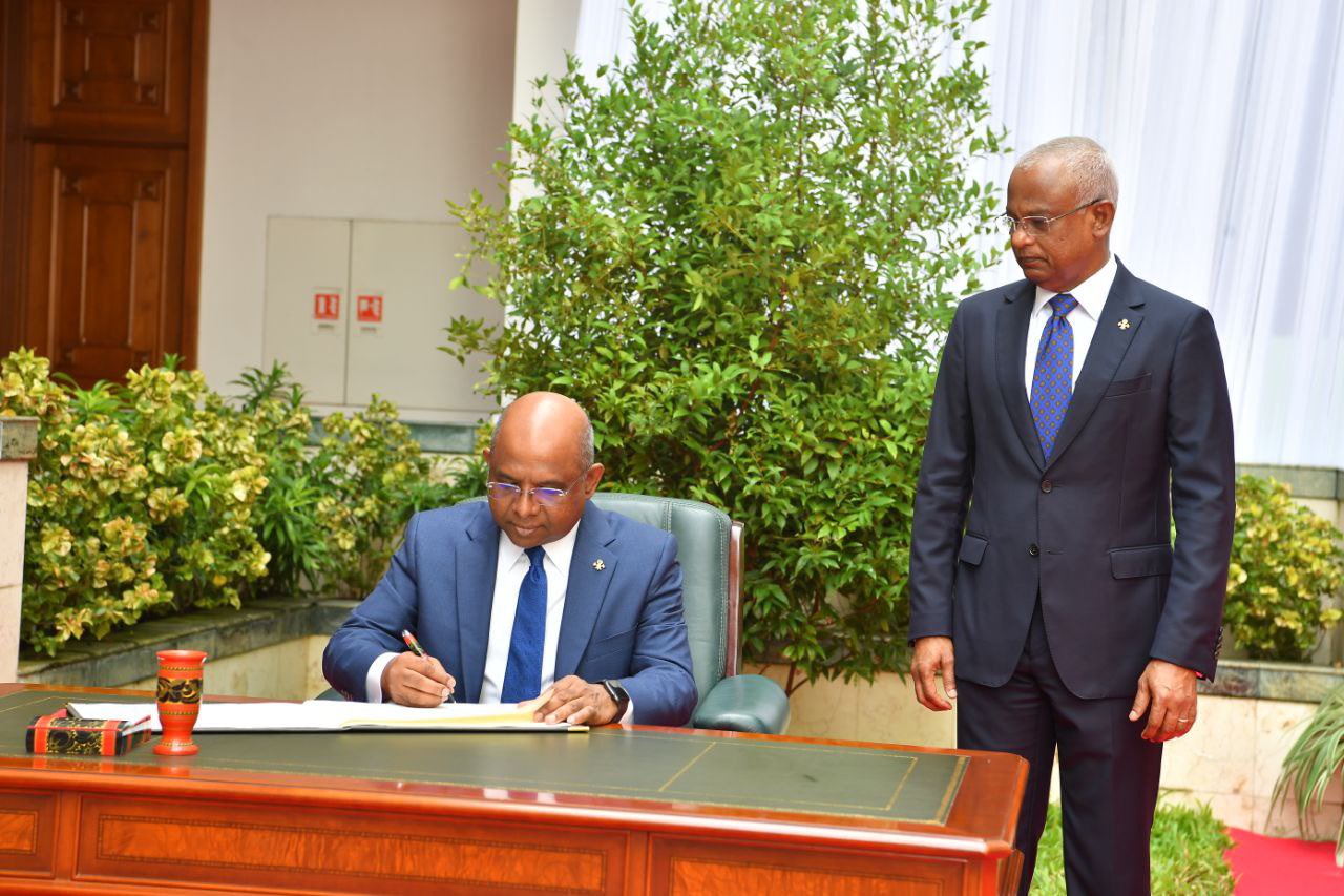 ޝާހިދުގެ ވައުދުތައް ފުއްދުމަށް ދިވެހި ސަރުކާރުގެ އެއްބާރުލުން ލިބޭނެ: ރައީސް