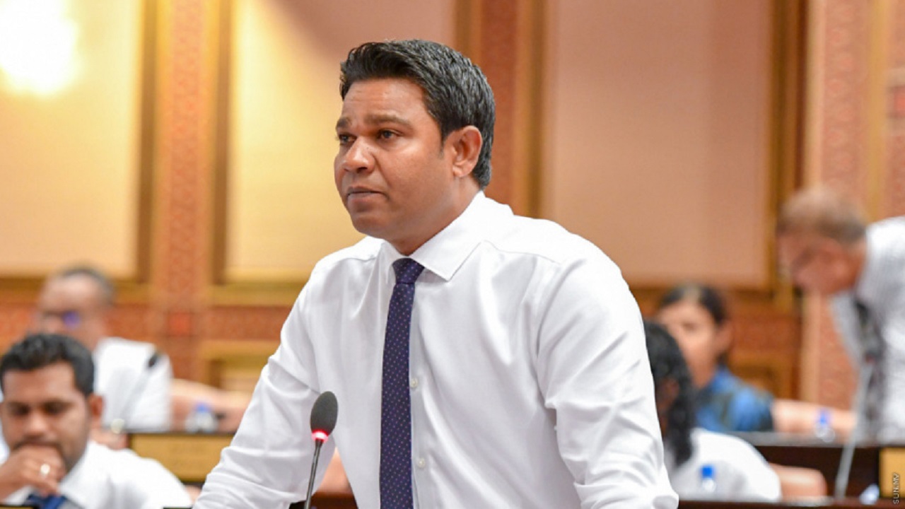 ކެނދިކުޅުދޫ ދާއިރާގެ މެންބަރު އަޙްމަދު ޢީސާ