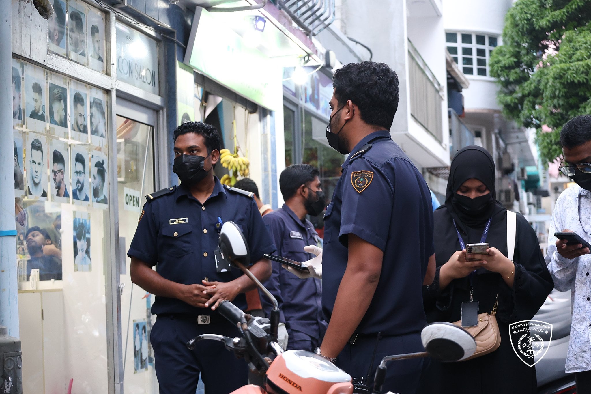 174 ހާހަށްވުރެ ގިނަ ބިދޭސީންގެ މައުލޫމާތު އެއްކޮށްފި