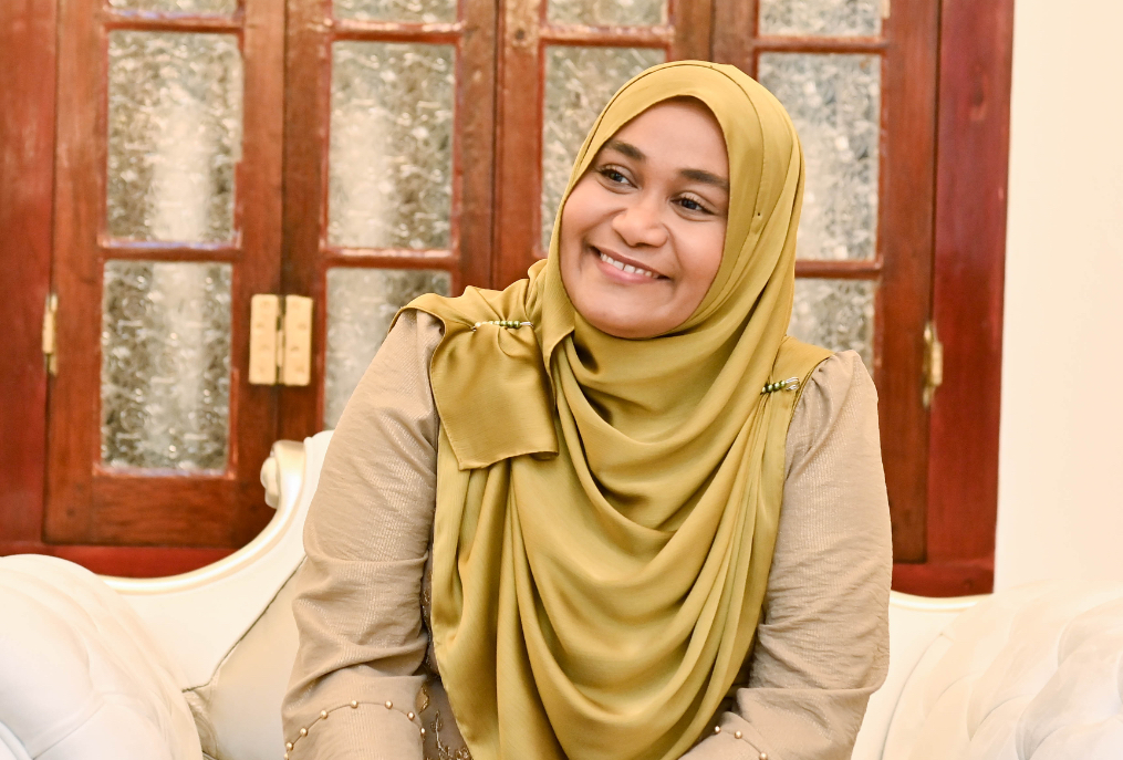 ނޮވެމްބަރު 3 ސާބިތުކޮށްދެނީ ޖާނާއި ލެއިން ގުރުބާން ވާން ތިބި ދަރިން އަބަދުވެސް ތިބޭނެކަން: ސާޖިދާ