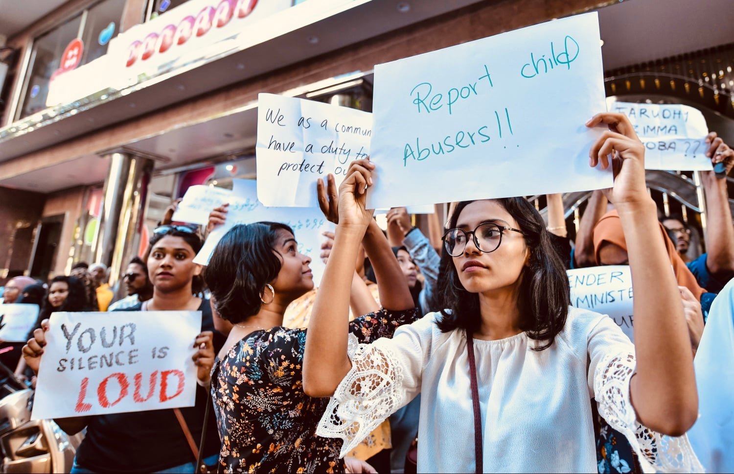 އޮކްޓޫބަރު މަހު ޖެންޑަރ މިނިސްޓްރީއަށް 222 މައްސަލަ؛ ކުޑަކުދިންނަށް އަނިޔާކޮށްގެން 95 މައްސަލަ