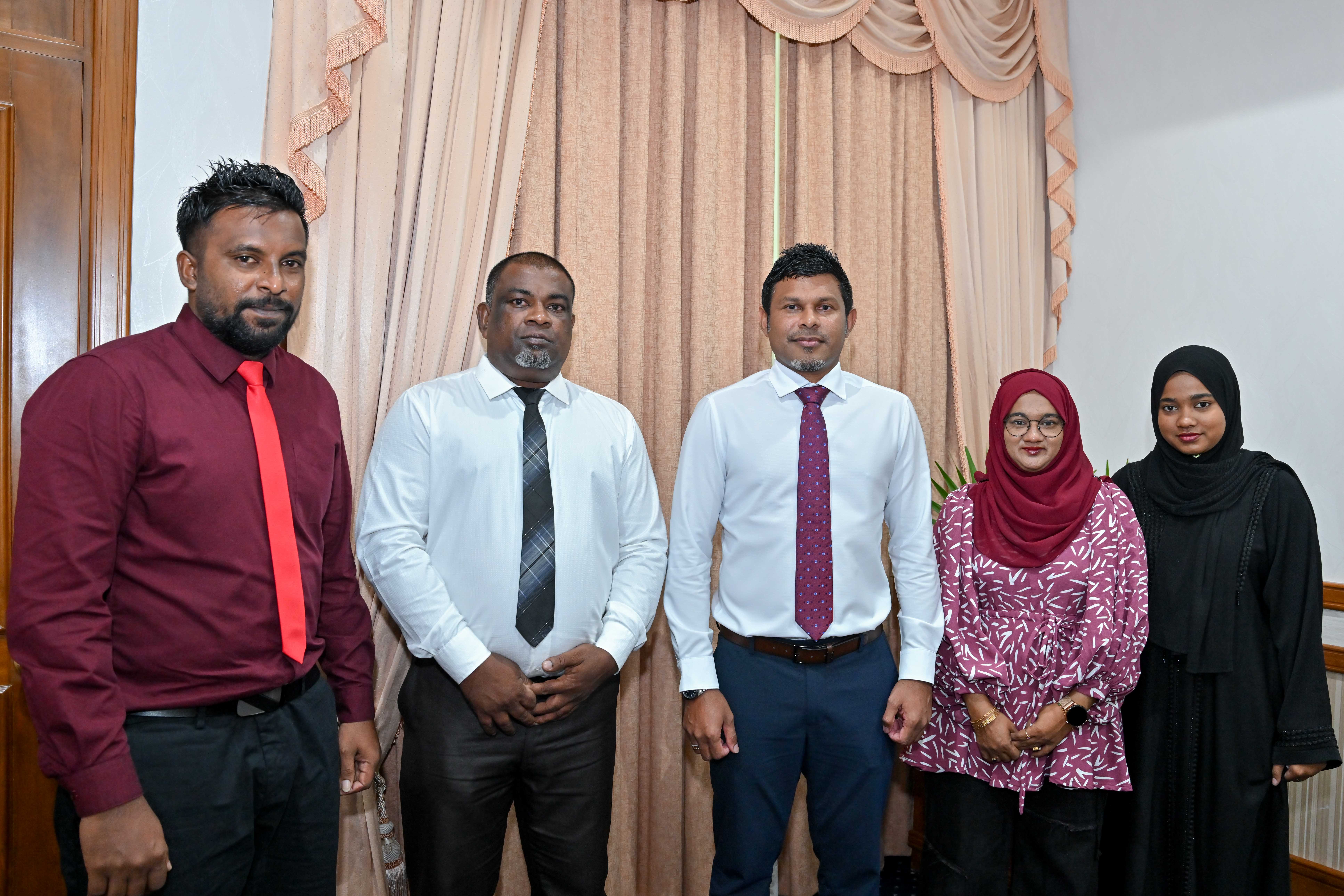 VP Latheef meets Fiyoaree Council, assures support for development needs