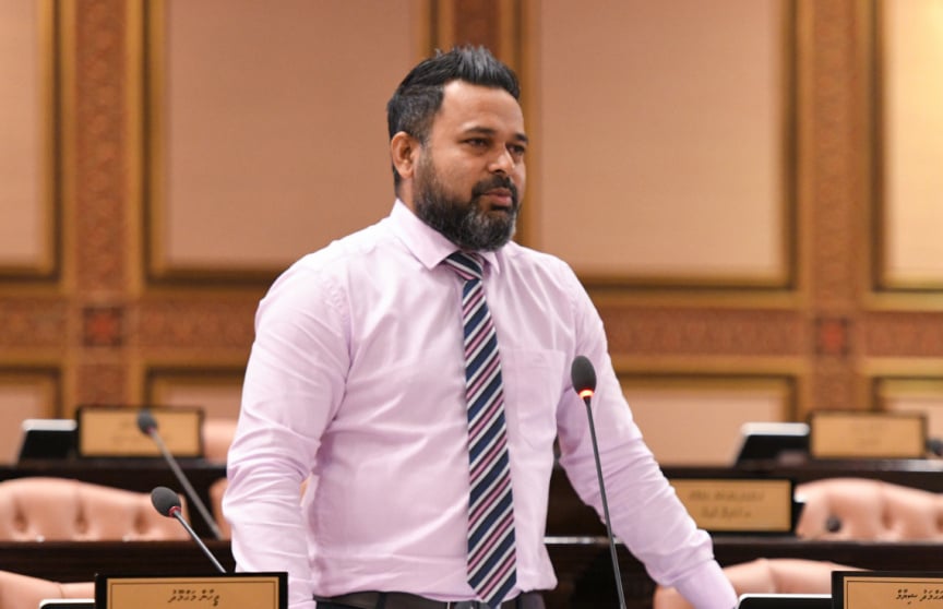 ހައިކޯޓަށް ރައީސް ޔާމިންގެ މައްސަލަ ތާވަލް ނުކުރެވިގެން އުޅެނީ ޖޭއެސްސީގެ ނުފޫޒުން: ޝިޔާމް