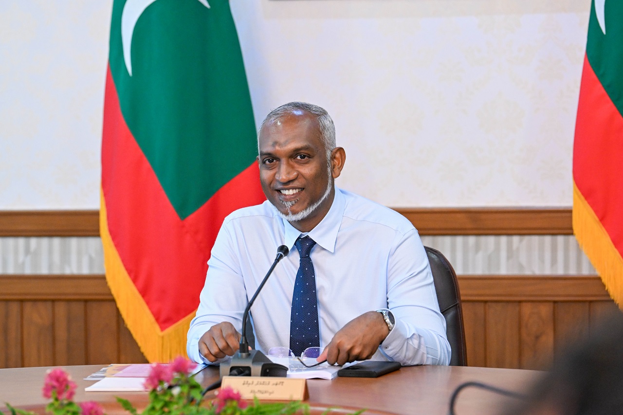 ރައީސުލްޖުމްހޫރިއްޔާ ޑރ. މުޙައްމަދު މުޢިއްޒު