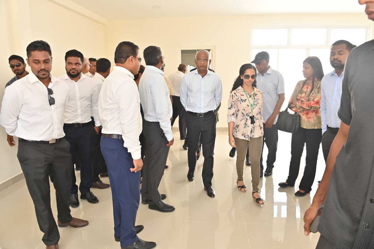 ދެކުނުގެ ޑްރަގް ރީހެބިލިޓޭޝަން ސެންޓަރަށް ރައީސް ޒިޔާރަތްކުރައްވައިފި