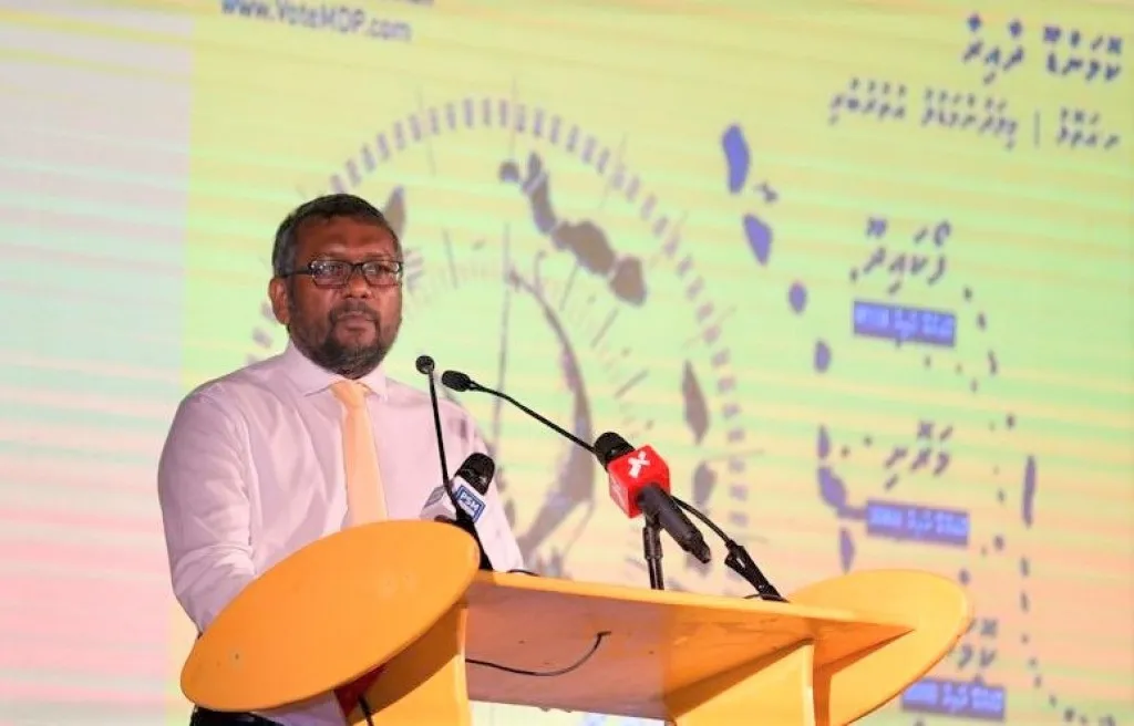 އިކޮނޮމިކް މިނިސްޓަރު ފައްޔާޒު އިސްމާޢީލް