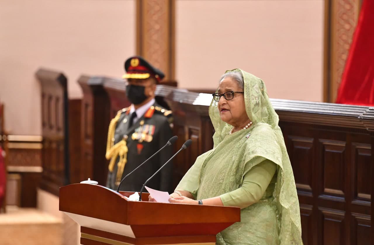 ތަރައްގީއަށް ރާއްޖޭން ކުރި ދަތުރަކީ ބަންގްލަދޭޝަށް ލިބުނު ހިތްވަރެއް: ހަސީނާ