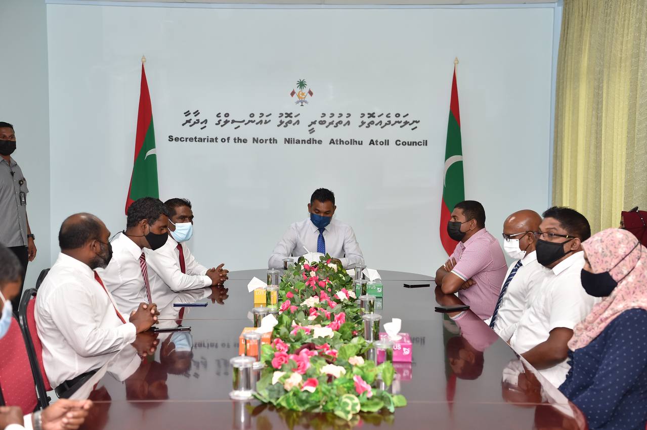 ނާއިބު ރައީސް ނިލަންދޫގެ ތަރައްޤީއާ ގުޅޭގޮތުން މަޝްވަރާ ކުރައްވައިފި
