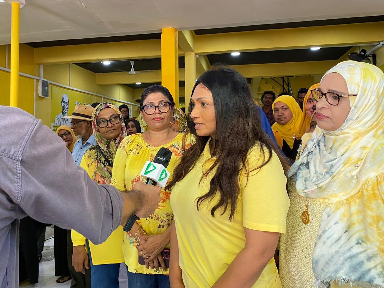 ޖެންޑާ މިނިސްޓްރީގެ ކުރީގެ ސްޓޭޓް މިނިސްޓަރ އިފްހާމް ޙުސައިން (މ)