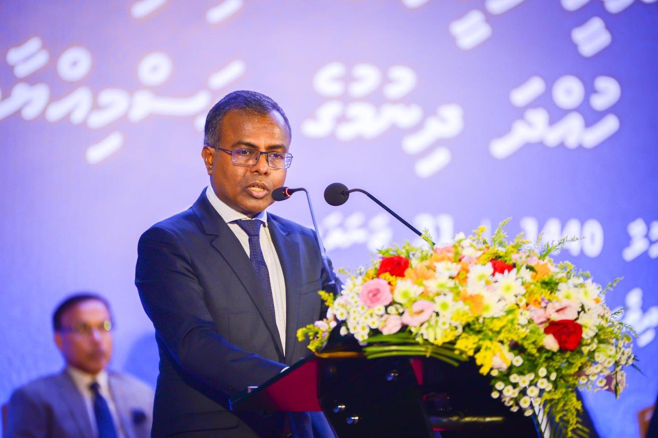 ކުރީގެ އުއްތަމަ ފަނޑިޔާރު ޑރ. އަހުމަދު ޢަބްދުﷲ ދީދީ.