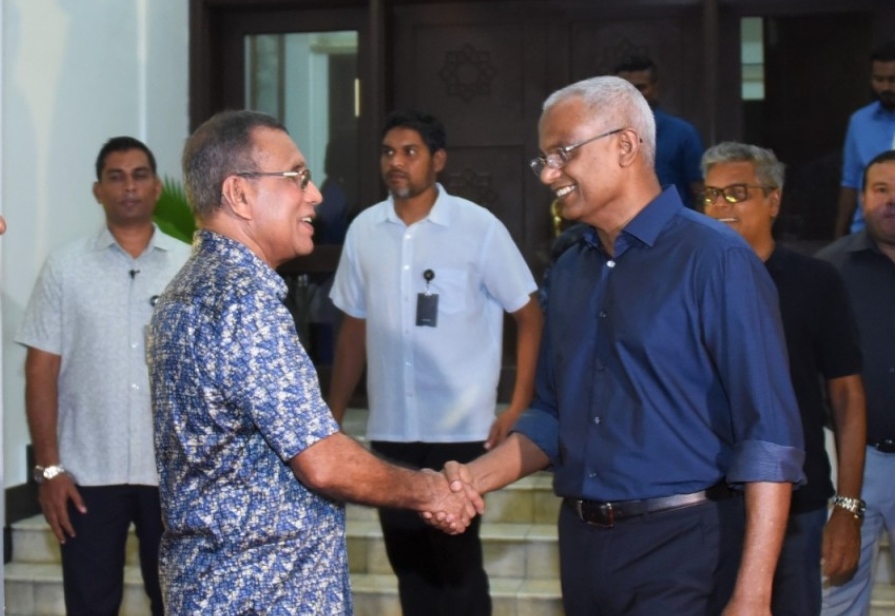 ހަގީގަތުގައި ރައީސްގެ މިތުރު އަފީފަށް މިވީ ކިހިނެއް؟