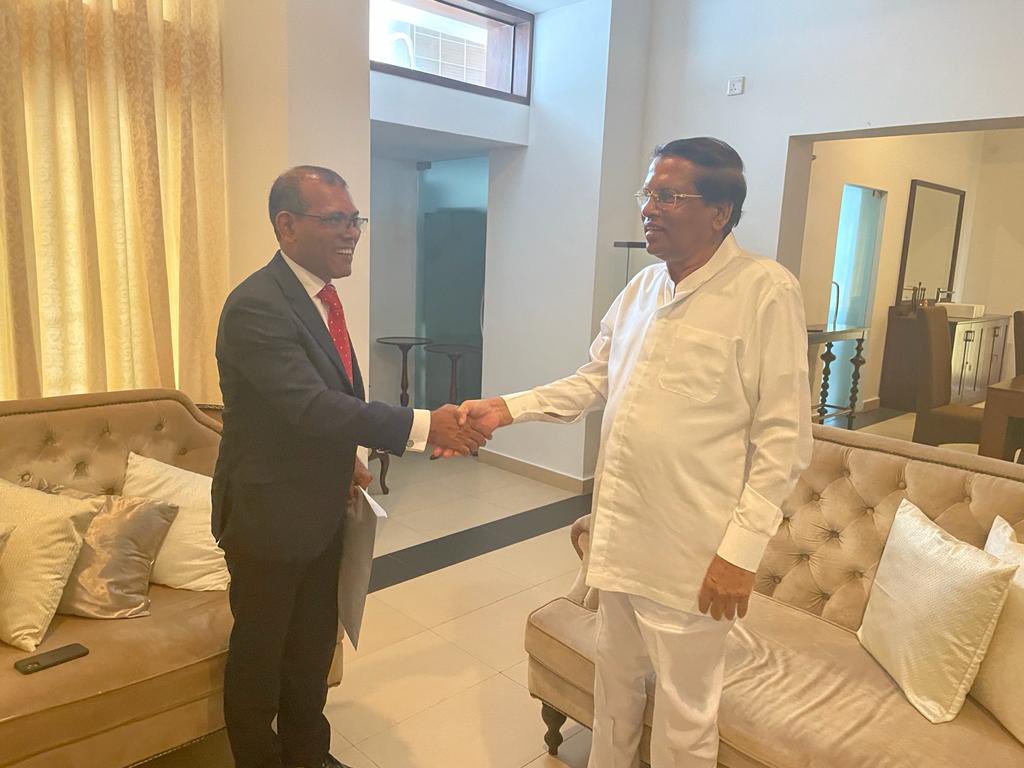 ރައީސް ނަޝީދު، ސިރިސޭނާއާ ބައްދަލުކުރައްވައިފި