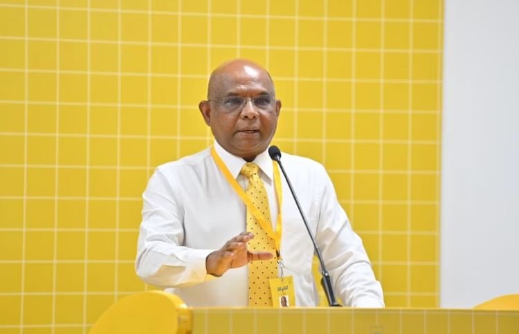 ފައްޔާޒުއަށް ދައުވާ ކުރުމަކީ ސަރުކާރުން ހިންގި ބިރުދެއްކުމުގެ އަމަލެއް: ޝާހިދު