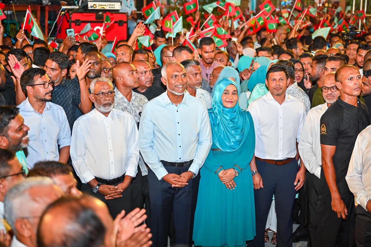 ރައީސް މުޢިއްޒަކީ މި ގައުމަށް ލިބުނު އަގުބޮޑު ޖަވާހިރެއް: ފަލާޙު