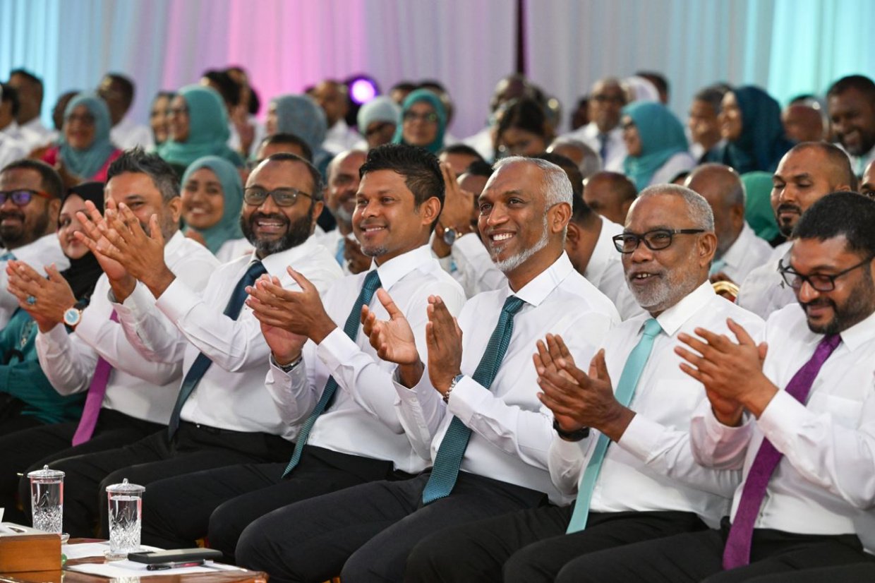 ޕީއެންސީ ފިޔަވައި ސިޔާސީ މަސައްކަތް ކުރާ ޕާޓީއެއް ނުފެނޭ، އެޕާޓީއާއި ހަމަޔަށް ދެން ނާދެވޭނެ: ޢަބްދުއްރަޙީމް