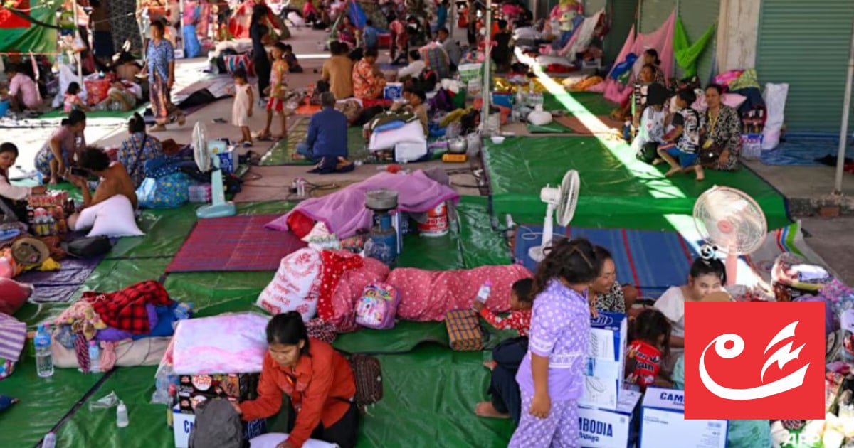 Cambodia closes border with Thailand amid renewed fighting