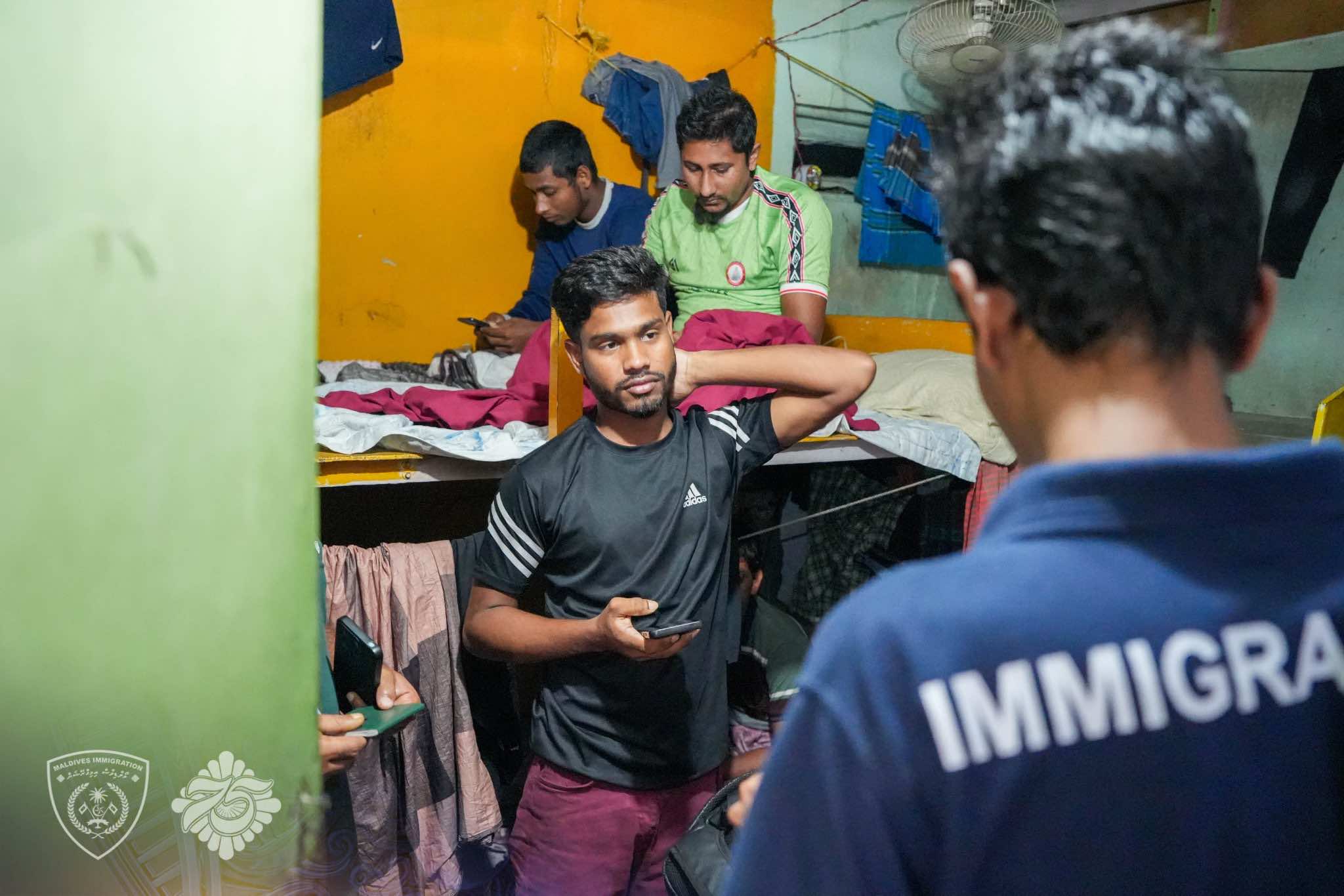 ބިދޭސީންނަށް އިހުމާލުވާ ފަރާތްތަކުގެ ނަން އާންމުކޮށް ޖޫރިމަނާ ކުރަނީ