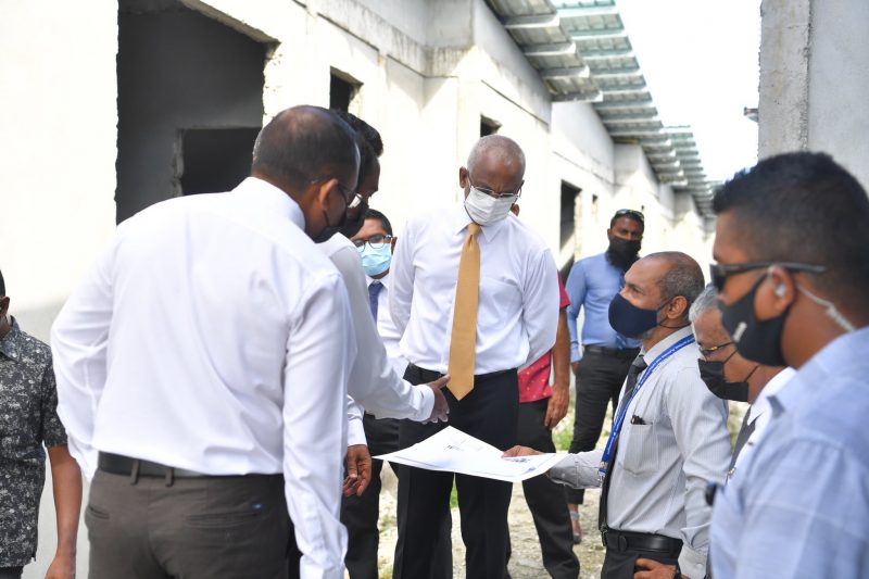 ތިމަރަފުށީ ހައުސިން ޔުނިޓްތަކުގެ މަސައްކަތް ރައީސް ބައްލަވާލެއްވުން | ފޮޓޯ: ރައީސް އޮފީސް