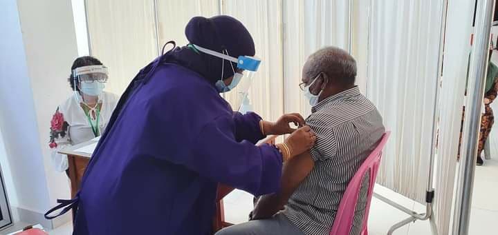 Covid-19 vaccination in Addu City.