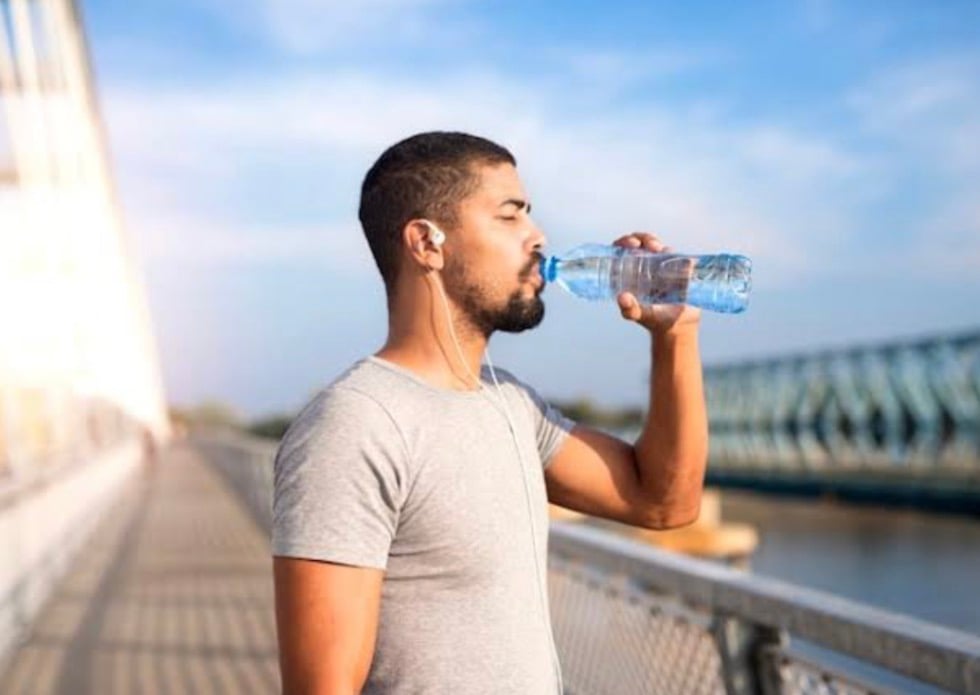 ވިހަ މާއްދާތައް އެންމެ ފަސޭހައިން ބޭރުކުރެވޭނީ ފެންބޮއެގެން-