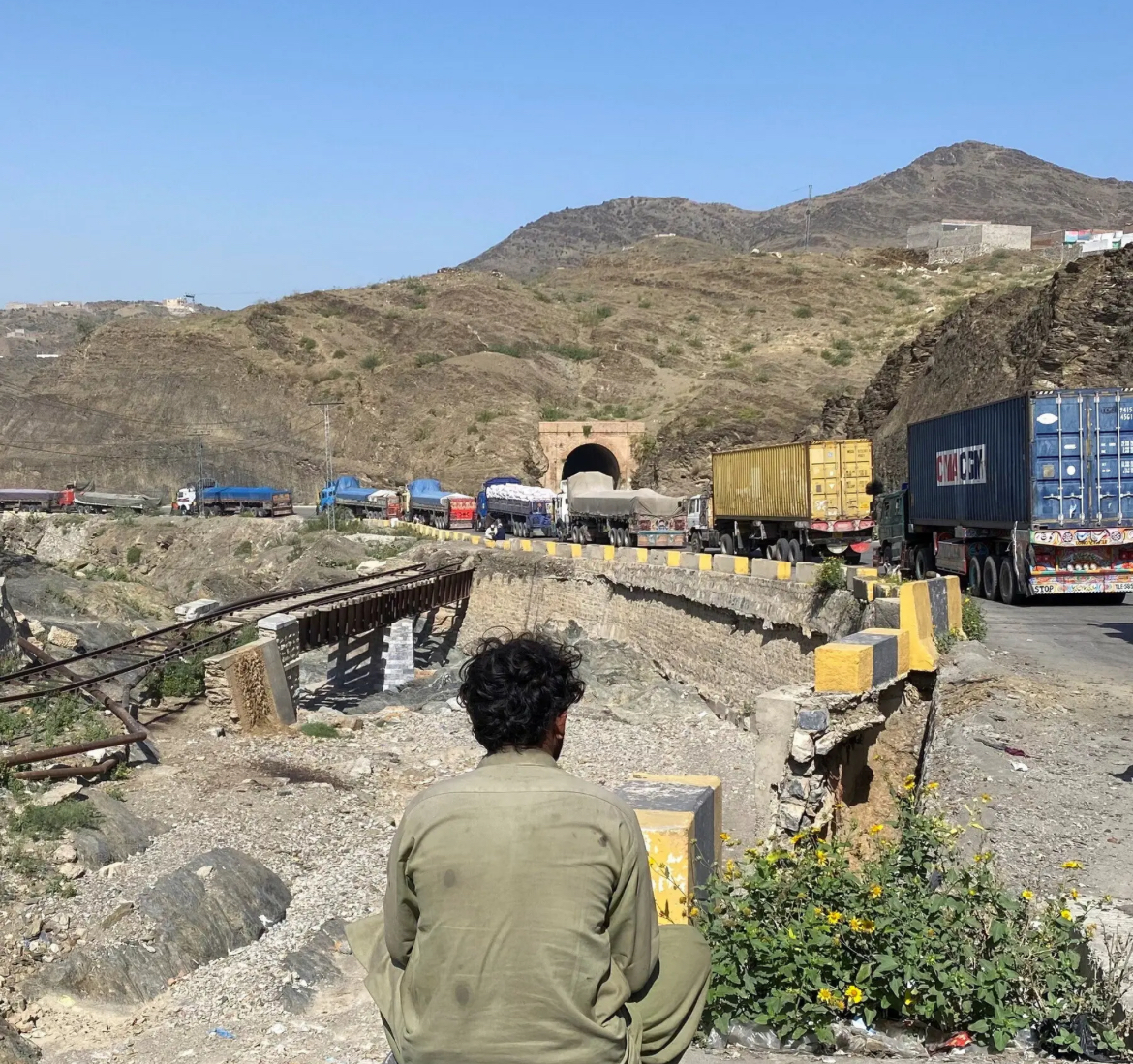 ޕާކިސްތާނާއި އަފްޢާނިސްތާނުގެ ހަނގުރާމައިގައި ގިނަ އަދަދެއްގެ މީހުން މަރުވެއްޖެ