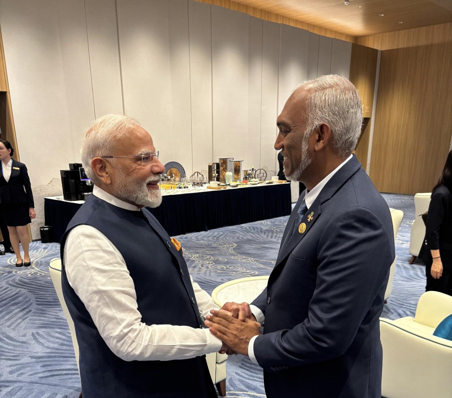 އެސްސީއޯ ސަމިޓުގެ ހަވާސާގައި މޯދީ ރައީސް މުއިއްޒުއާ ބައްދަލުކުރައްވައިފި