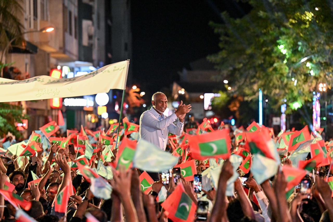 މިމަހުގެ 16 ވަނަ ދުވަހުގެރޭ ރައީސް މުޢިއްޒު ގަލޮޅު ރައްޔިތުންނާ ބައްދަލު ކުރަށްވަނީ