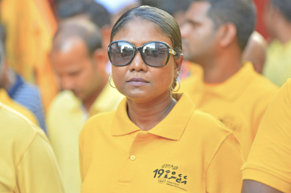 ރޮޒޭނާ އަކީ ސިޔާސީގޮތުން އަމިއްލަފައިމައްޗަށް ކޮޅަށްތެދުވެ ހުންނެވި ކަނބަލެއް - ހިސާން