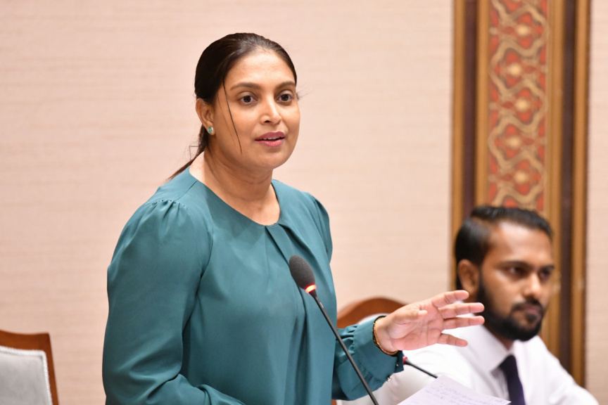 ކުރީގެ އެޑިއުކޭޝަން މިނިސްޓަރ ޑރ. ޢާއިޝަތު ޢަލީ އޭސީސީއަށް ޙާޟިރުކޮށްފި