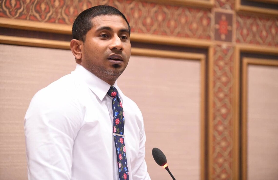 މަޝްވަރާނުކޮށް އައު ދަނޑެއް އަޅާތީ މަހްލޫފް މަޖިލީހަށް!