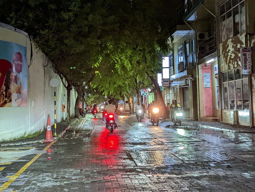 އަމީނީ މަގުން ގަސްނަގާތީ ހުށައެޅި މައްސަލަ އަނބުރާ ގެންގޮސްފި