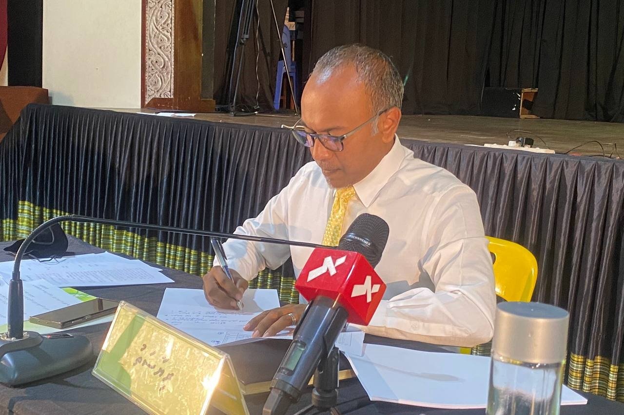 މިރޭގެ ޖަލްސާގައި އެމްޑީޕީގެ ޗެއަރޕާސަން ޙަސަން ލަތީފް