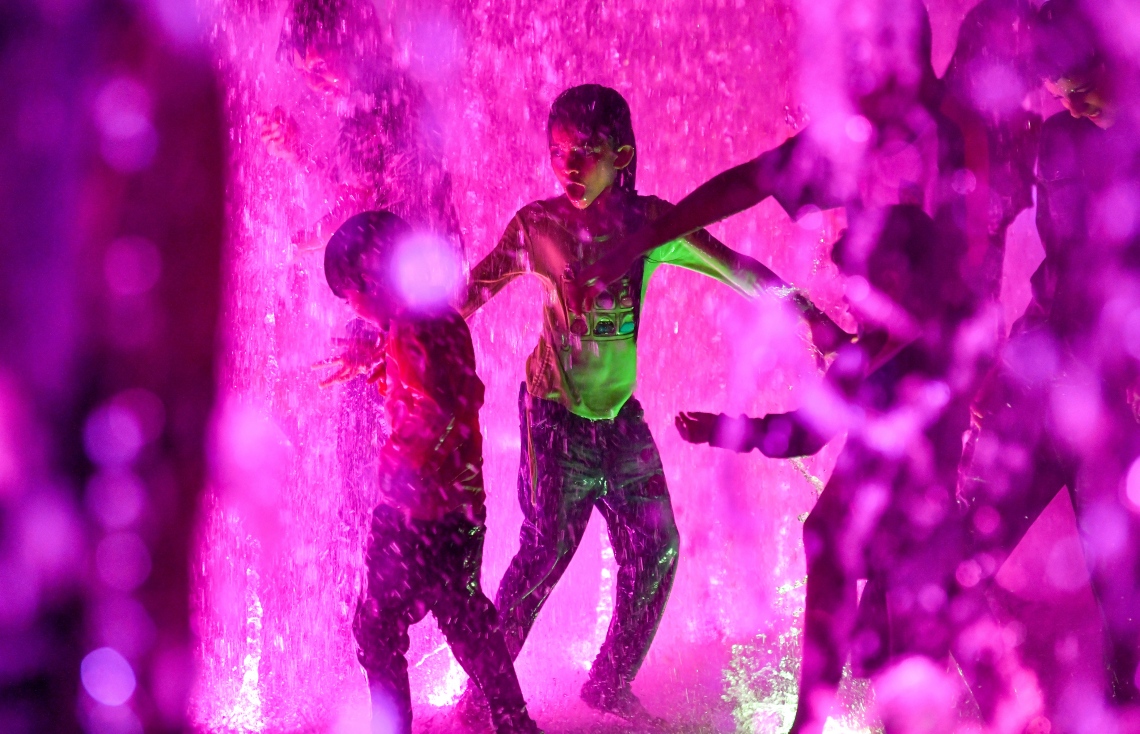 ރާއްޖޭގެ އެންމެ ބޮޑު ފެންއަރުވާ ވަޑާން ހުޅުވައިފި