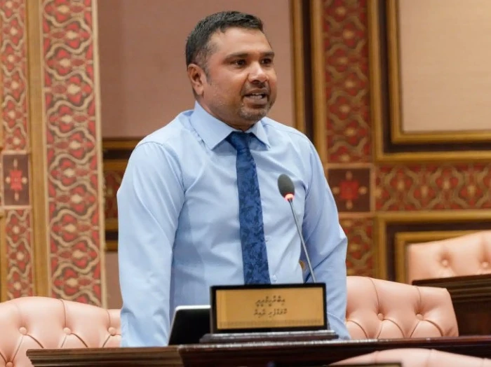 ކޮލަމާފުށި މެމްބަރު ދީދީ